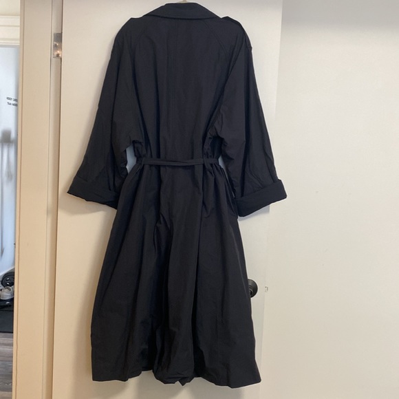 Oak and Fort Oversized Trench - Picture 6 of 7